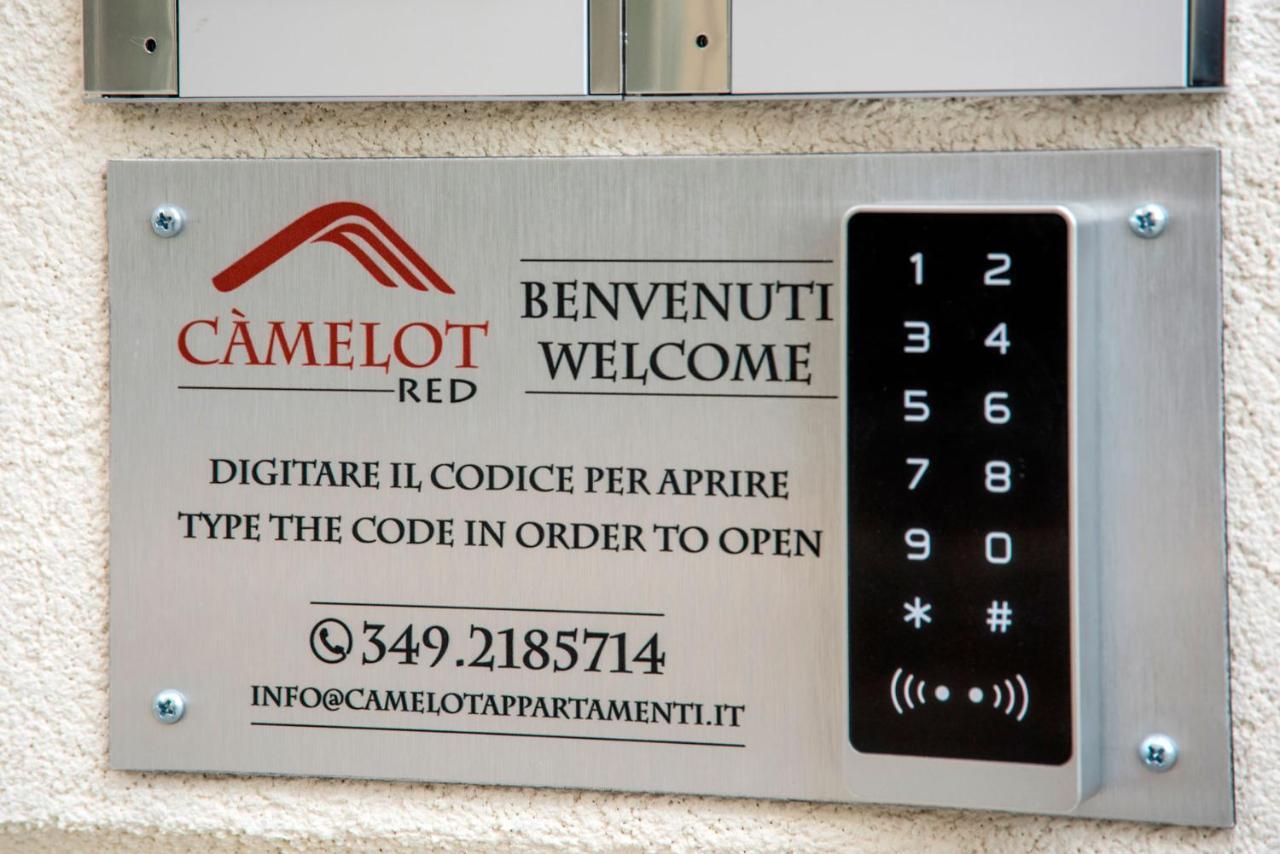 Camelot Red - Appartamenti Verona Eksteriør billede